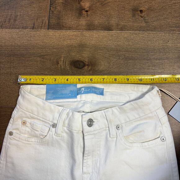 7 For All Mankind Women's White Kimmie Crop Bootcut Jean size 25 NWT - Picture 2 of 9